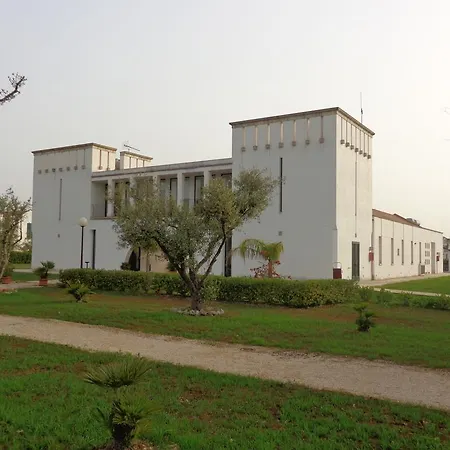 Apartmanhotel Blu Mare Alimini 4*