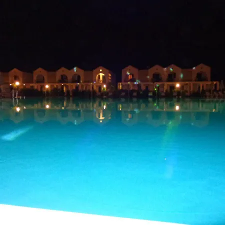 Blu Mare Alimini Apartmanhotel 4*