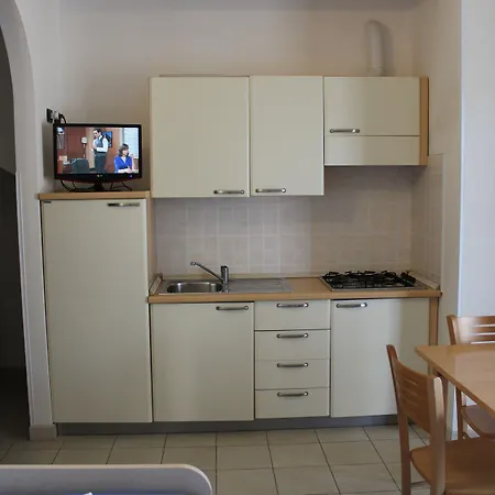 Blu Mare Residence Apartments 아파트호텔 4*