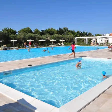 Blu Mare Residence Apartments 4*