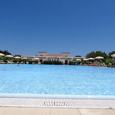 Blu Mare Alimini 4* אוטרנטו
